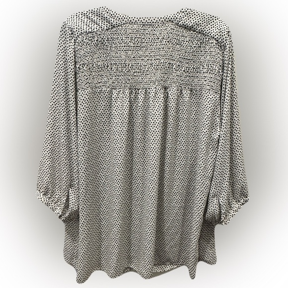 Rose and Olive 1X black and white blouse - Picture 2 of 5